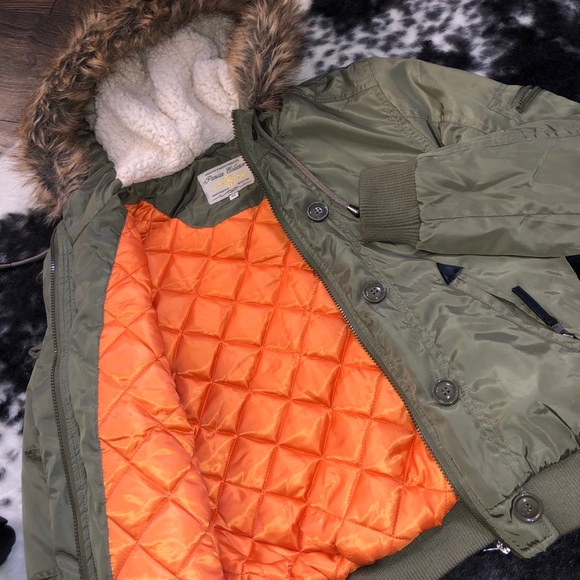 Jacket - Picture 3 of 4